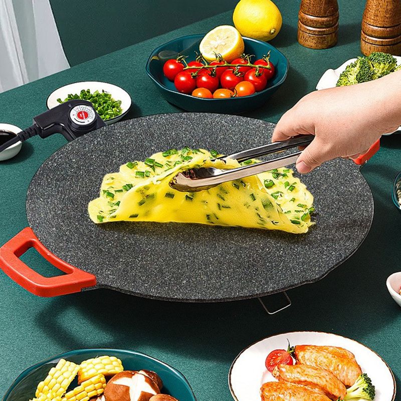 🔥 50 % RABATT! Gratis frakt! 🔥 🍳 Elektrisk stekeplate med slippbelegg ✨ Passer for innendørs og utendørs bruk ⚡ Viktige funksjoner: ✅ Ekstra stor overflate (40x25 cm) – kan grille 4 porsjoner samtidig ✅ Justerbar temperatur (80–230 °C) ✅ Enkel å rengjøre