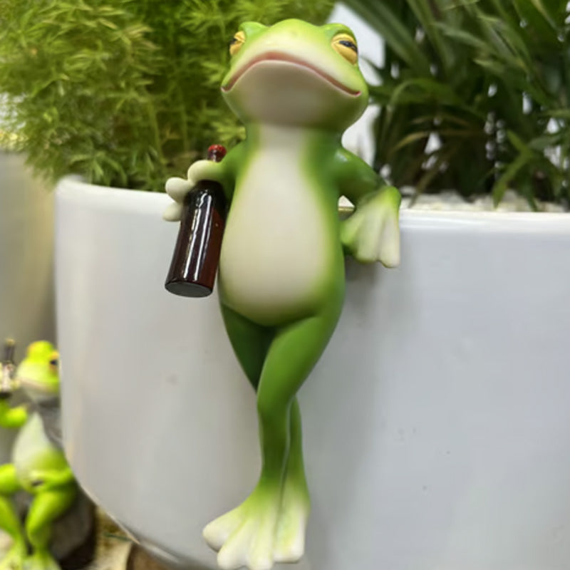 🧚♀️ Skognissefigurer – velg oss! 🐸 Håndlagde froskefigurer i bjørk 🌱 100 % biologisk nedbrytbart materiale ➡️