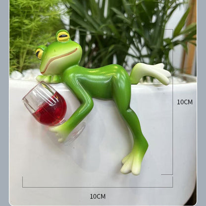 🧚♀️ Skognissefigurer – velg oss! 🐸 Håndlagde froskefigurer i bjørk 🌱 100 % biologisk nedbrytbart materiale ➡️