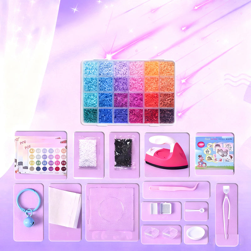 💝Komplett sett med 96 fargede smeltbare perler✨ – Det ultimate settet med strykejern, perleplater og mønstre for uendelige DIY-prosjekter!🌟