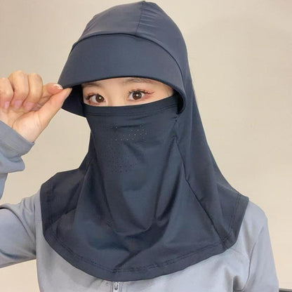 Andningsbar helmask med hål för hästsvans